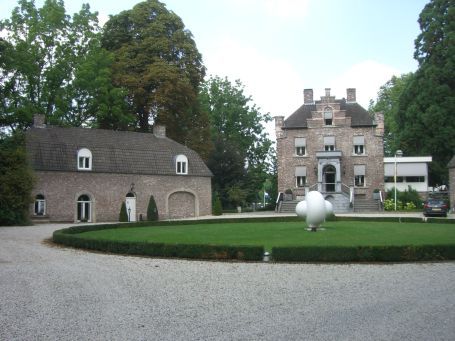 Roermond : Maastrichterweg, Kasteeltje Hattem ( Schloss und Remise )